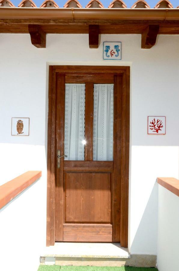 B&B Il Mirto Di Paola Torpè Kültér fotó